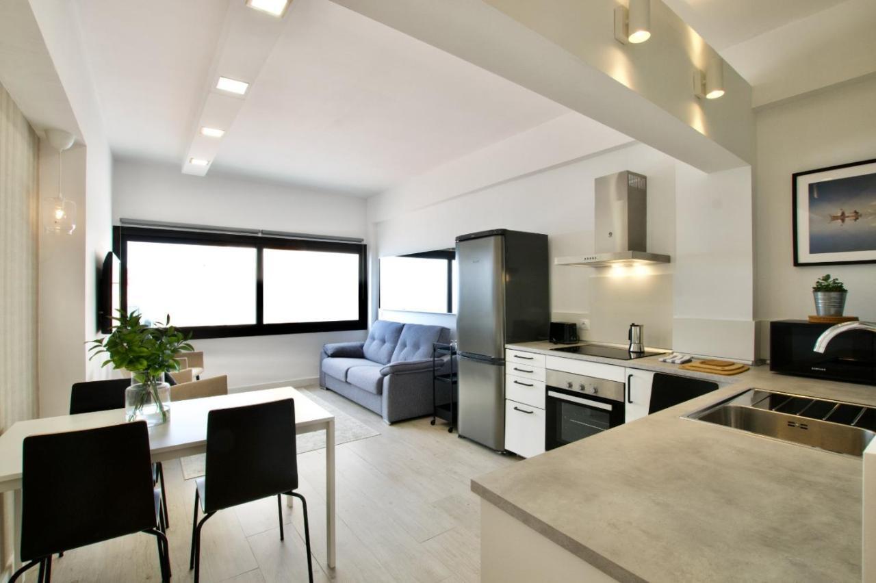 Homeforguest Apartamento Con Vistas A Las Canteras Лас-Пальмас-де-Гран-Канарія Екстер'єр фото