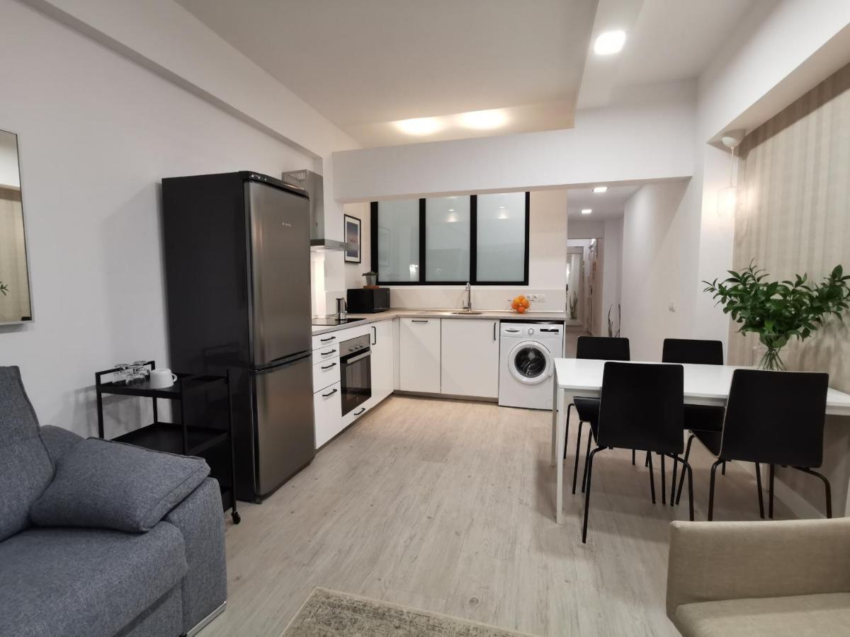 Homeforguest Apartamento Con Vistas A Las Canteras Лас-Пальмас-де-Гран-Канарія Екстер'єр фото